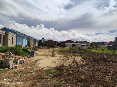 foto gerbang perumahan RATU PERMAI RESIDENCE 3