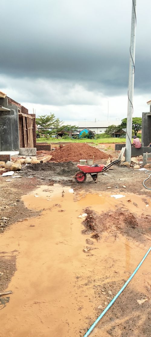 foto posisi tengah perumahan Griya Lestari Seruni