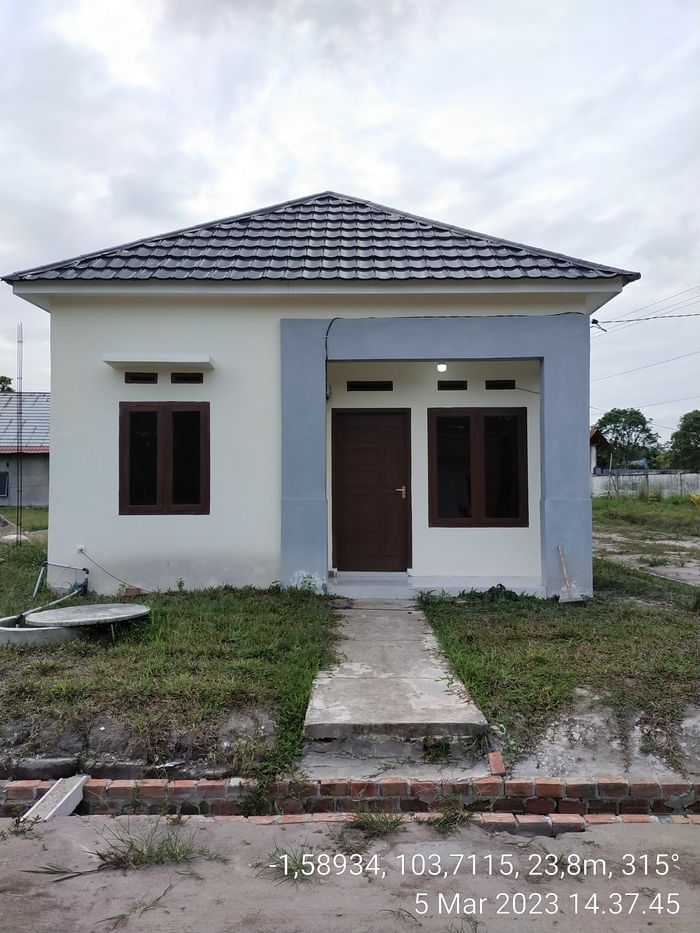 foto tampak rumah tipe 36 perumahan PURI PALM
