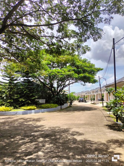 foto posisi tengah perumahan ARCADIA RESIDENCE