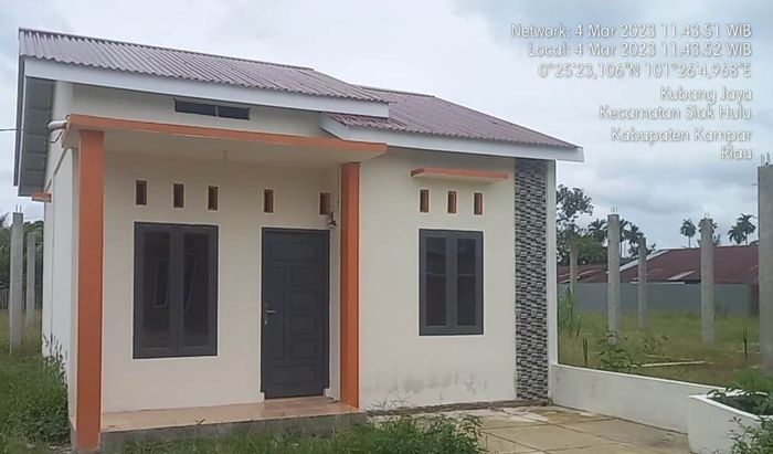 foto tampak rumah tipe RHS 36 perumahan GRAHA KUBANG PERMAI