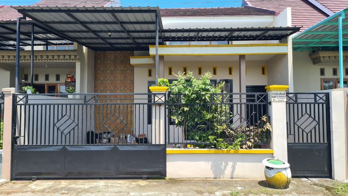 foto tampak rumah tipe GWA 50 perumahan GRIYA WATU ABANG ASRI