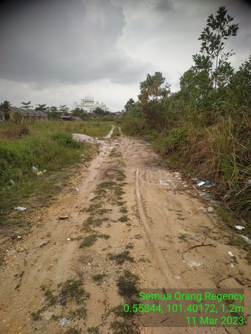 foto posisi tengah perumahan Semua Orang Regency