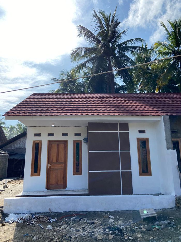 foto tampak rumah tipe 36/81 perumahan CITRA ASRI PANGANDARAN