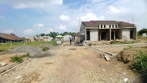 foto posisi tengah perumahan PESONA CIGUNUNG