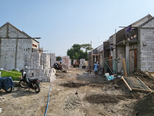 foto posisi tengah perumahan GREEN PARE RESIDENCE 3 TAHAP 2