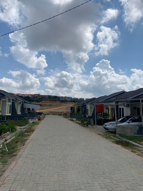 foto posisi tengah perumahan PRADANA RESIDENCE IX TAHAP II