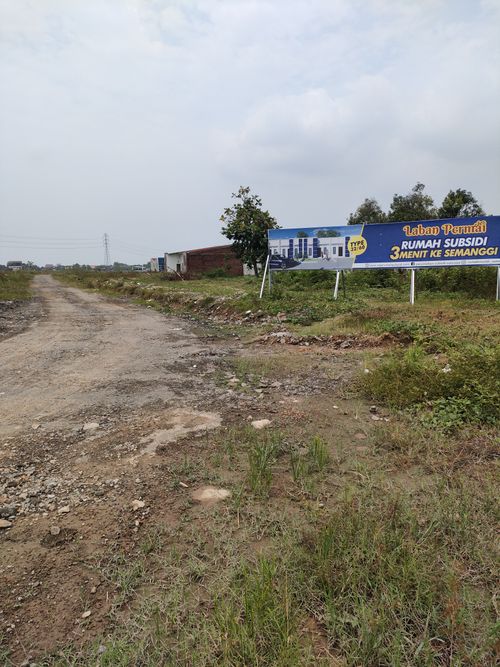 foto gerbang perumahan LABAN PERMAI