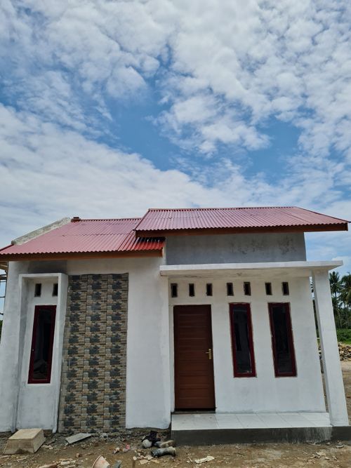 foto contoh rumah perumahan LANEFA MITRA REGENCY