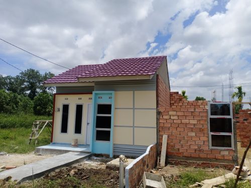 foto posisi tengah perumahan GRAND PRATAMA JAYA 2