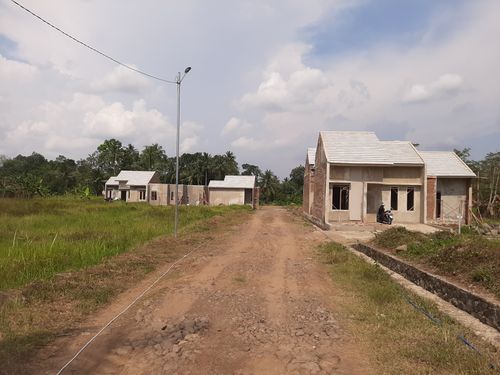 foto posisi tengah perumahan Garden Bojongsari