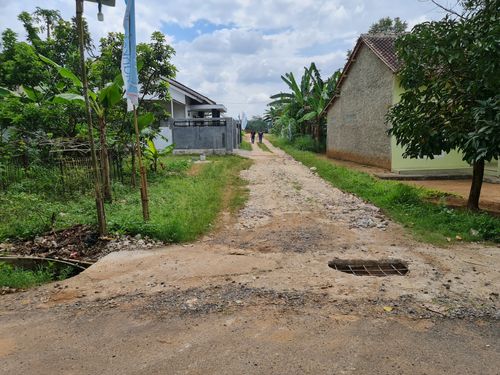 foto posisi tengah perumahan CITRA MAHKOTA INDAH