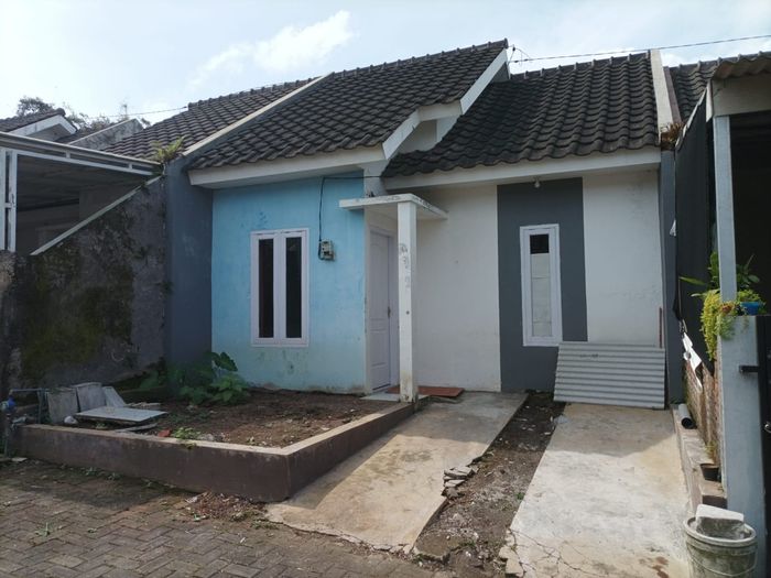 foto tampak rumah tipe Subsidi perumahan Griya Singosari Inside