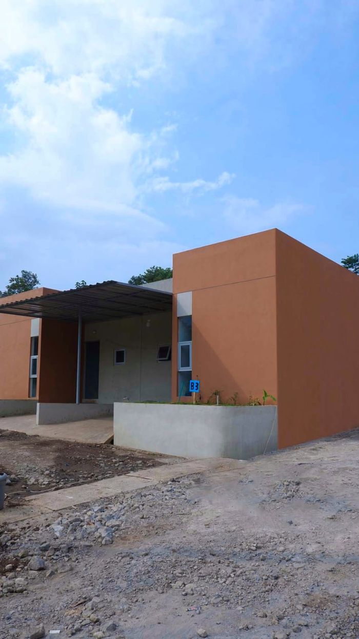 foto tampak rumah tipe 30/60 perumahan Sekala Pasopati