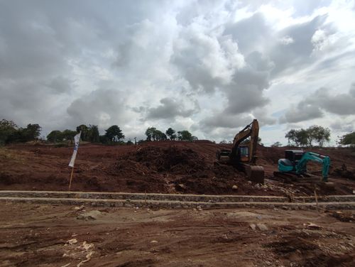 foto posisi tengah perumahan PARAGON HOUSE