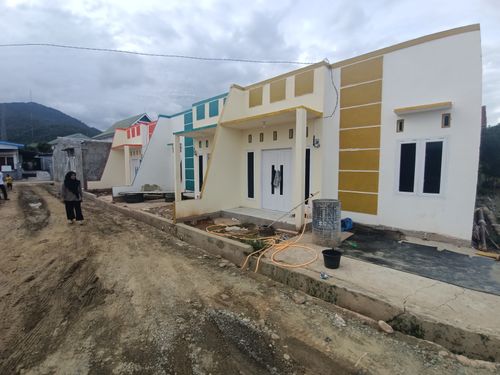foto posisi tengah perumahan PERUMAHAN MUTIARA LAND