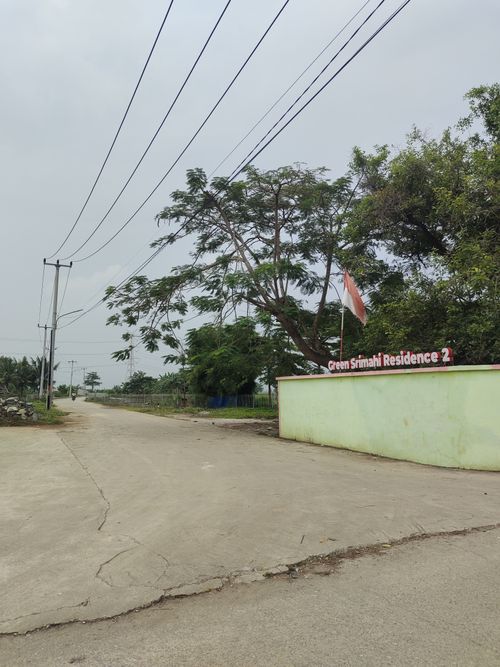 foto gerbang perumahan GREEN SRIMAHI RESIDENCE 2 TAHAP II