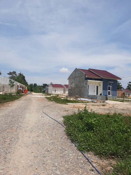 foto gerbang perumahan HALUOLEO GARDEN 3