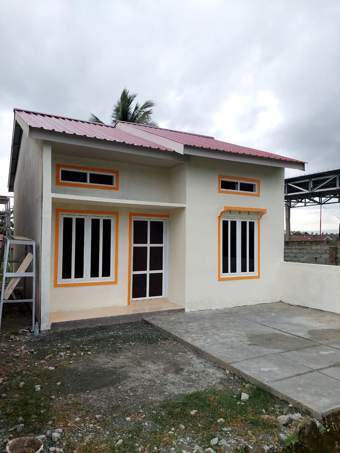 foto tampak rumah tipe 36 perumahan VILLAMAS UEMALINGKU