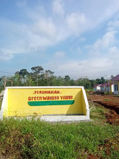 foto gerbang perumahan Green wahana vilage