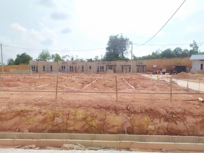 foto tampak rumah tipe 45/90 perumahan GIA Residence