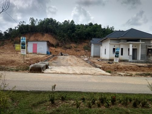 foto posisi tengah perumahan KAMELA PERMAI