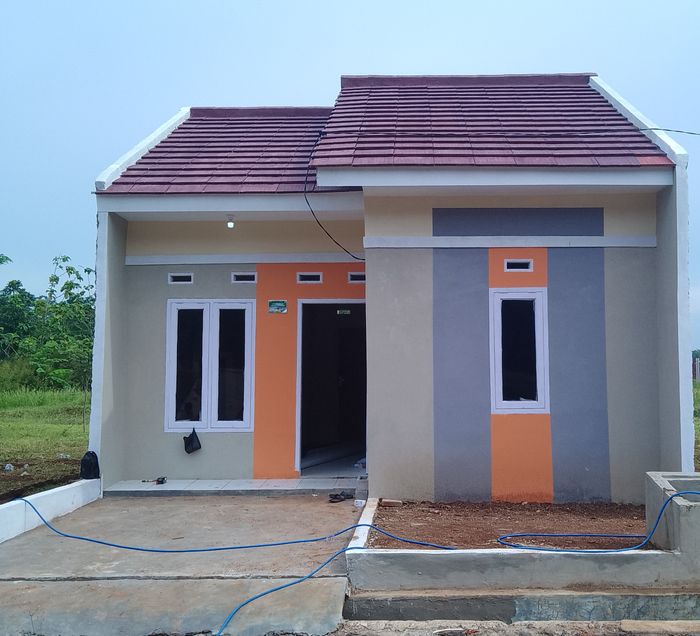 foto tampak rumah tipe 36/72 perumahan PURI RAJADANU PERMAI