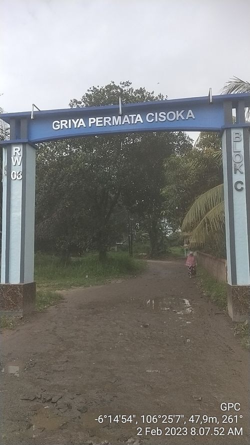foto gerbang perumahan Griya Permata Cisoka Tahap 5