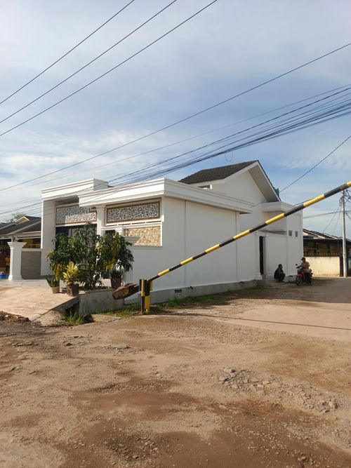 foto gerbang perumahan GRAND BATIQ REGENCY 1 tahap2