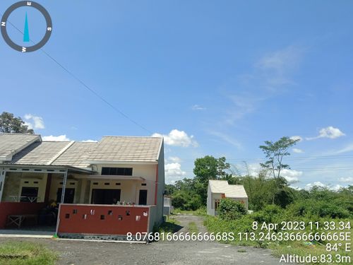 foto gerbang perumahan GRAHA MADANI RESIDENCE