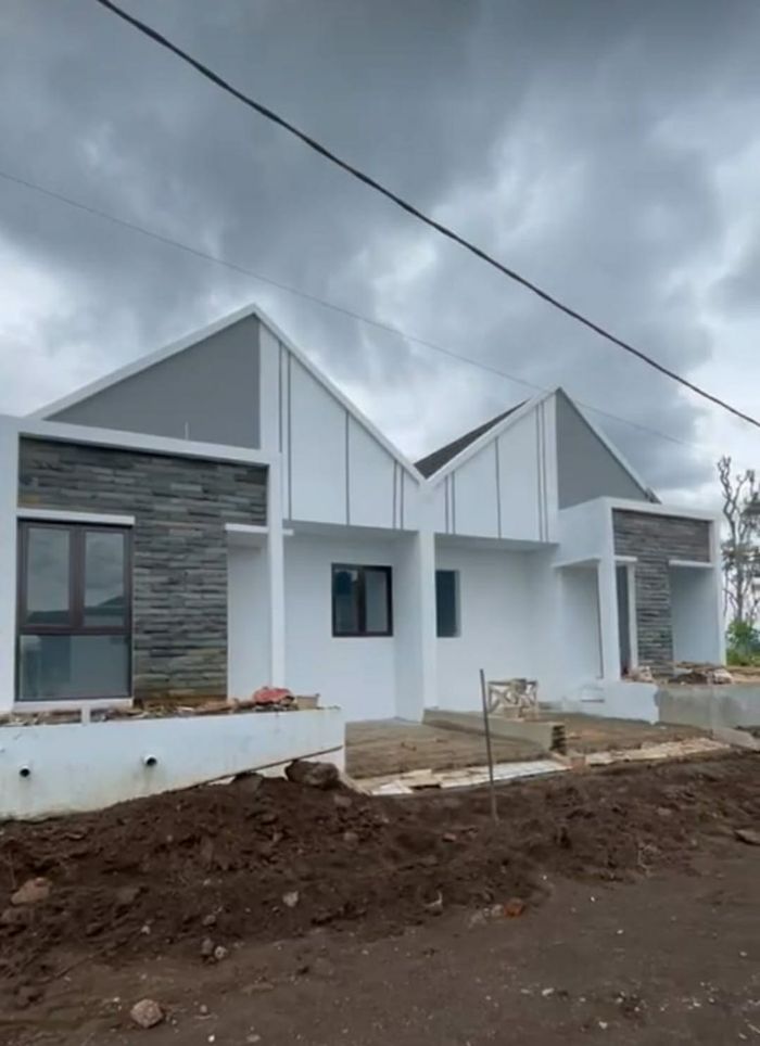 foto tampak rumah tipe 34 perumahan Bumi Rancabango Permai II