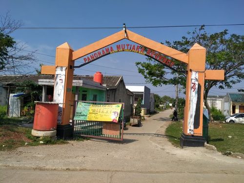 foto gerbang perumahan PANORAMA MUTIARA REGENCY 2