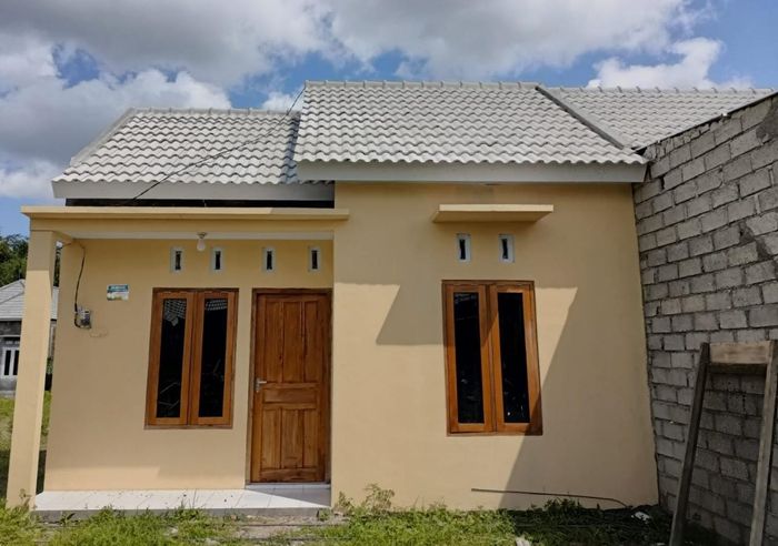 foto tampak rumah tipe 36/72 perumahan GRAND PETAUNAN 2