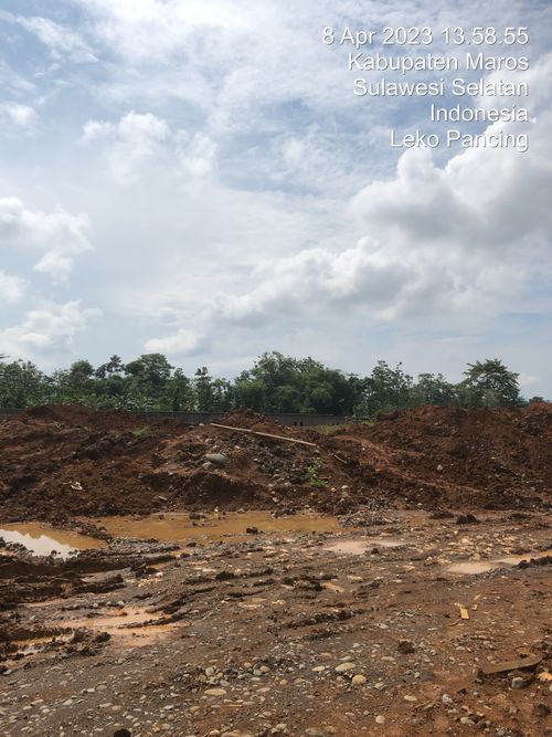 foto posisi tengah perumahan JINGGALAND CARANGKI TAHAP II