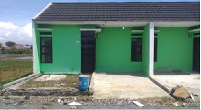 foto tampak rumah tipe 22/60 perumahan MANGGUNG ASRI