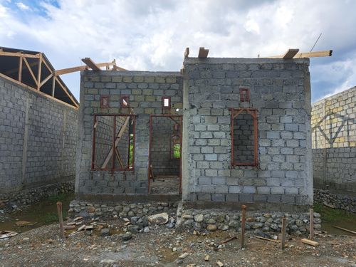 foto contoh rumah perumahan Timika Syaki Permai