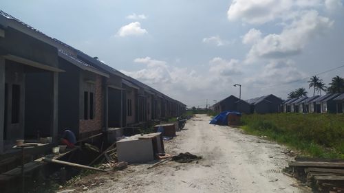 foto posisi tengah perumahan GRAND SAUFI