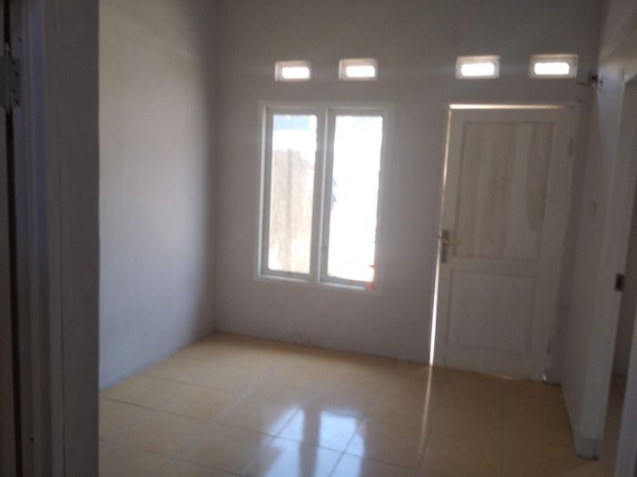 foto tampak rumah tipe 27/135 perumahan Bukit Pasundan 2