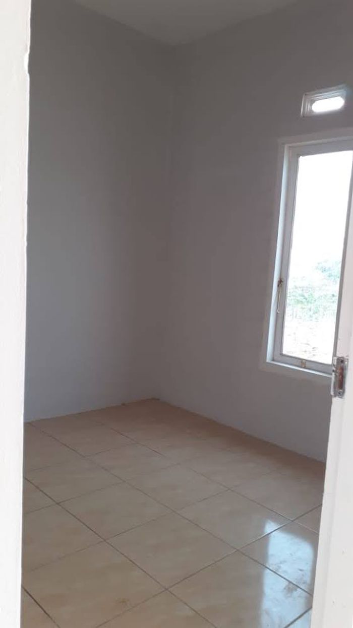 foto tampak rumah tipe 27/117 perumahan Bukit Pasundan 2