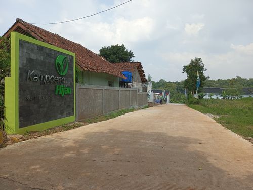 foto gerbang perumahan KAMPOENG HIJAU