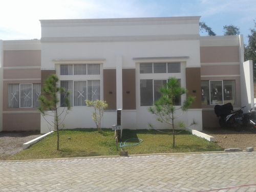 foto contoh rumah perumahan ISTANA BAGENDIT