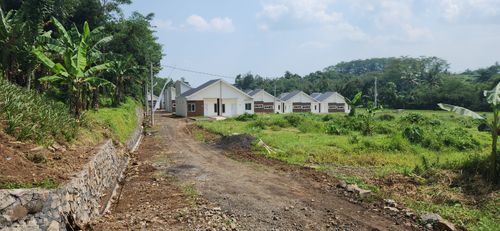 foto posisi tengah perumahan Sundana Village