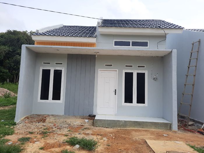 foto tampak rumah tipe Standar perumahan Graha Bahari Soebrantas