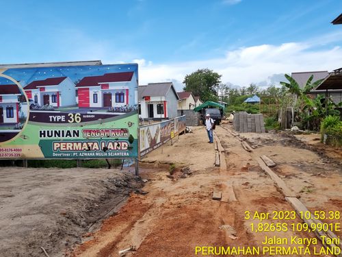 foto gerbang perumahan PERMATA LAND