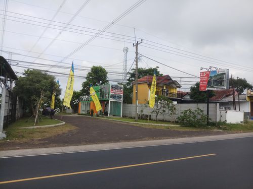 foto gerbang perumahan Alam Indah Estate