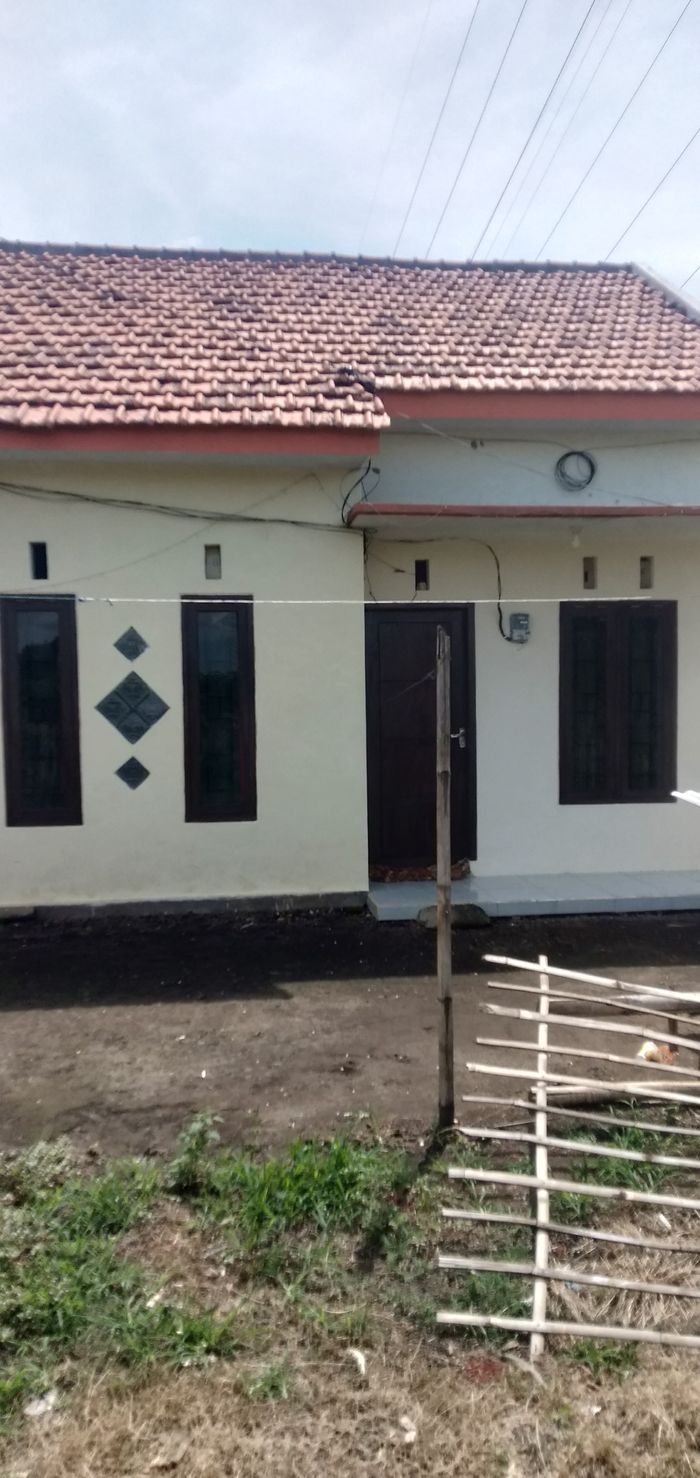 foto tampak rumah tipe tip 36/60 perumahan Green Madani 3