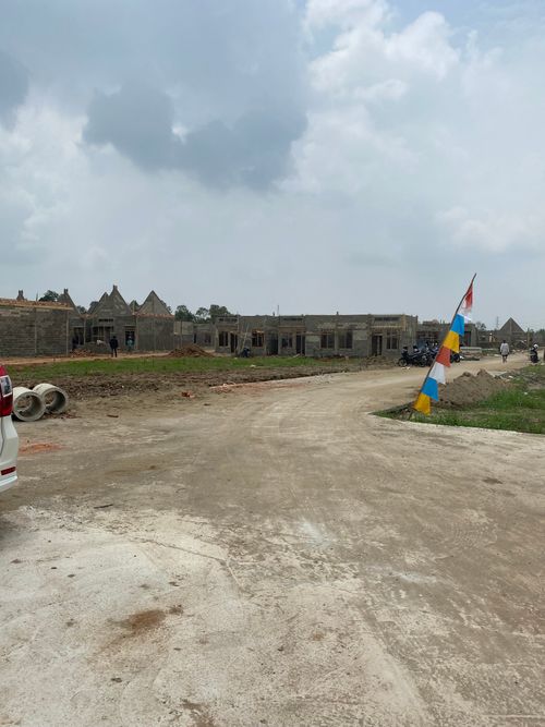 foto gerbang perumahan PERUMAHAN GRAND FAMILI CERIA 1A