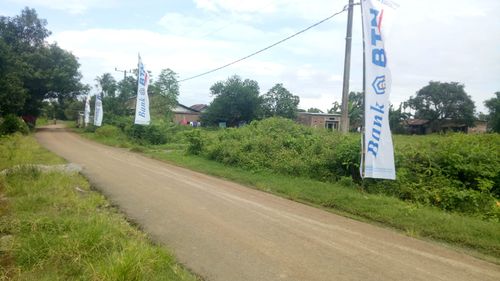 foto posisi tengah perumahan PUTRA PRATAMA BAROMBONG