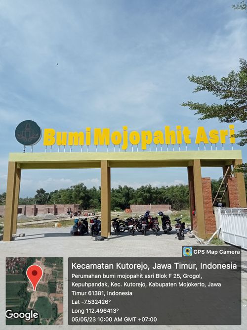 foto gerbang perumahan BUMI MOJOPAHIT ASRI 2