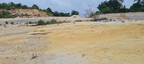 foto gerbang perumahan MARGAHAYU LAND KAMBU 2